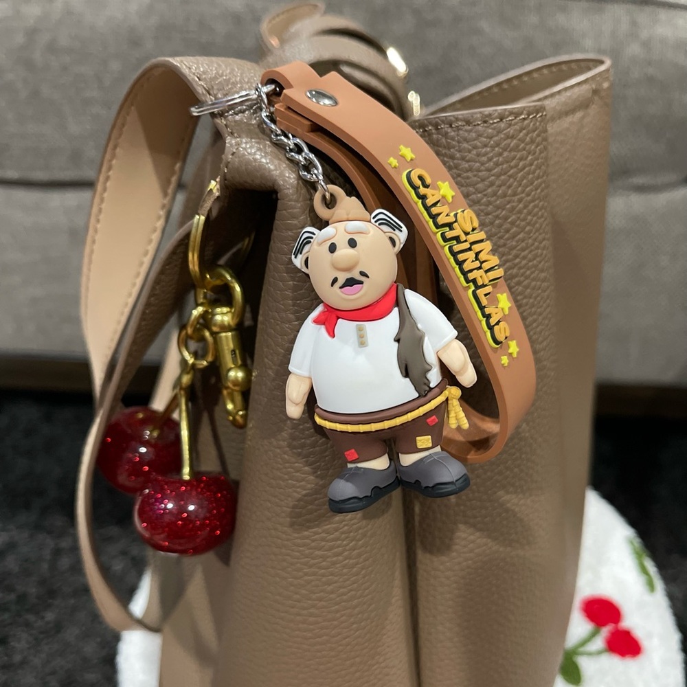 Dr. Simi “Cantinflas” Keychain / Llavero